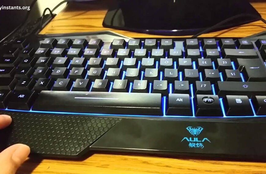 Why is my AULA Keyboard Light Lighting Up? [Solved]